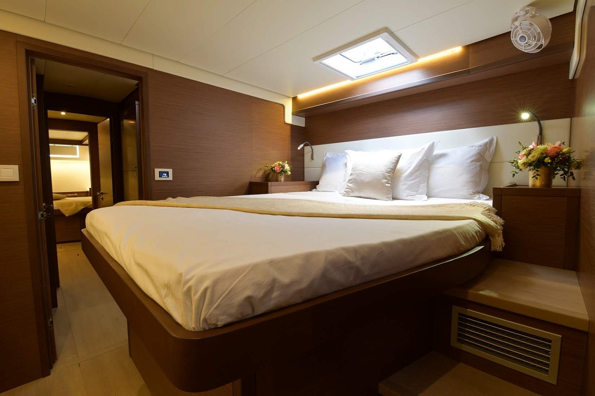 Аренда катамарана Lagoon 52 FLO в Греции